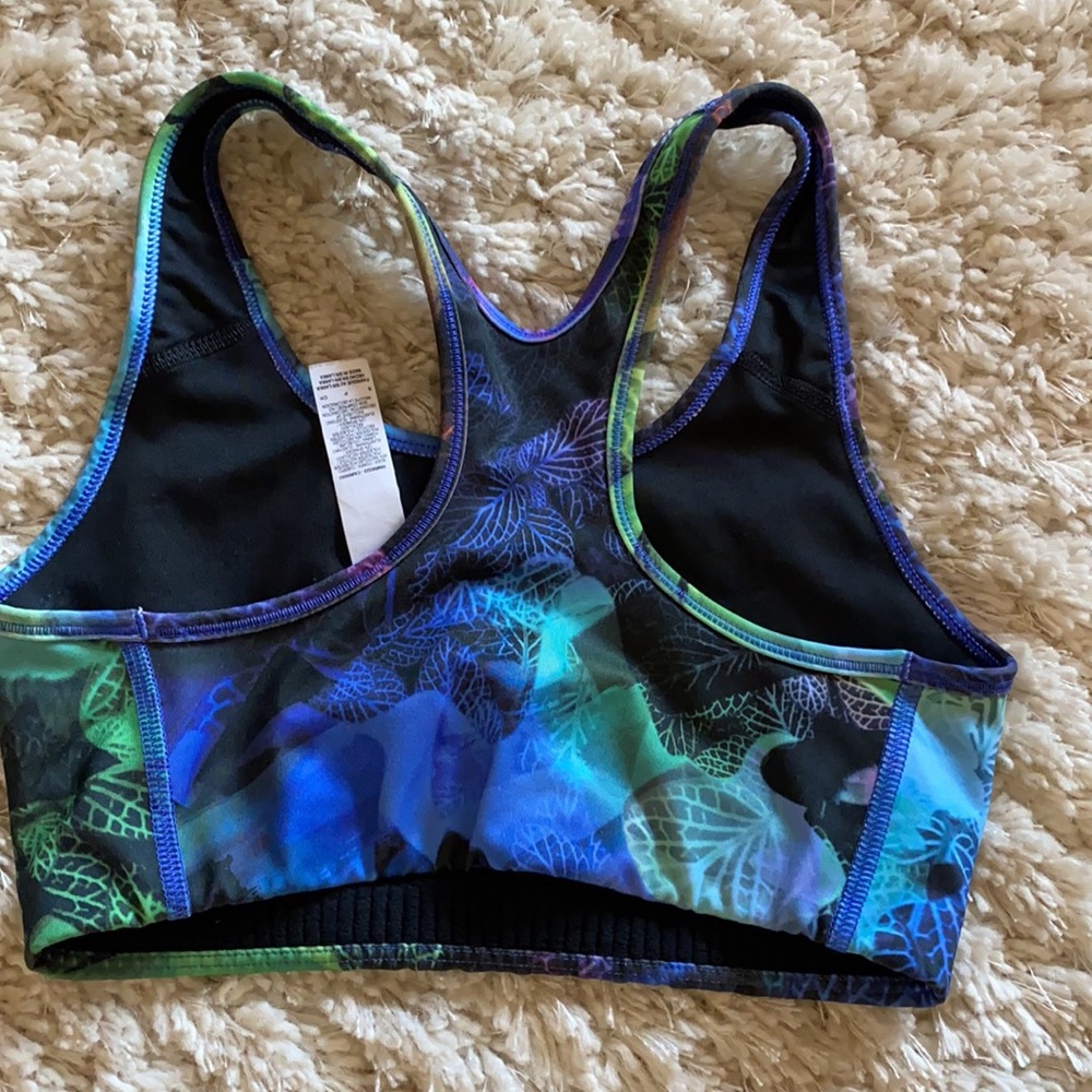 Nike Pattern Sports Bra - Picture 2 of 2